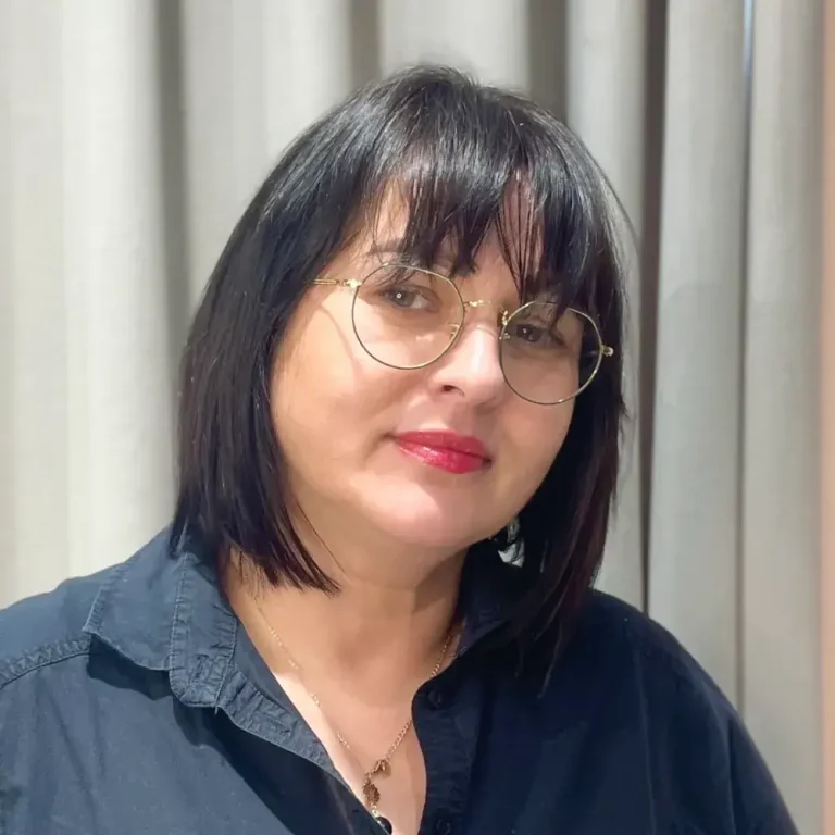 Magdalena - Stylistka Fryzur, Salon Fryzjerski i Kosmetyczny Beauty Moments